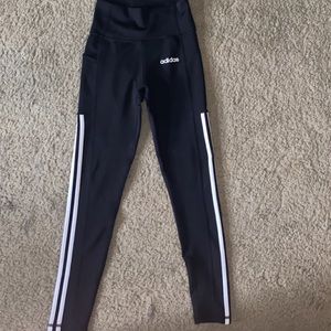Adidas leggings with pockets